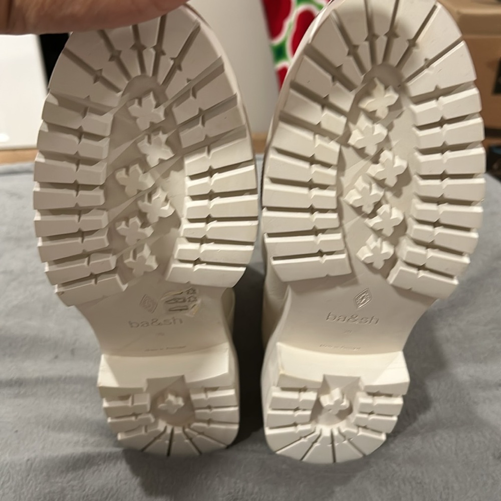 ba&sh x Something Navy off white cighter boots. Size 39. Brand new in box - Picture 3 of 9